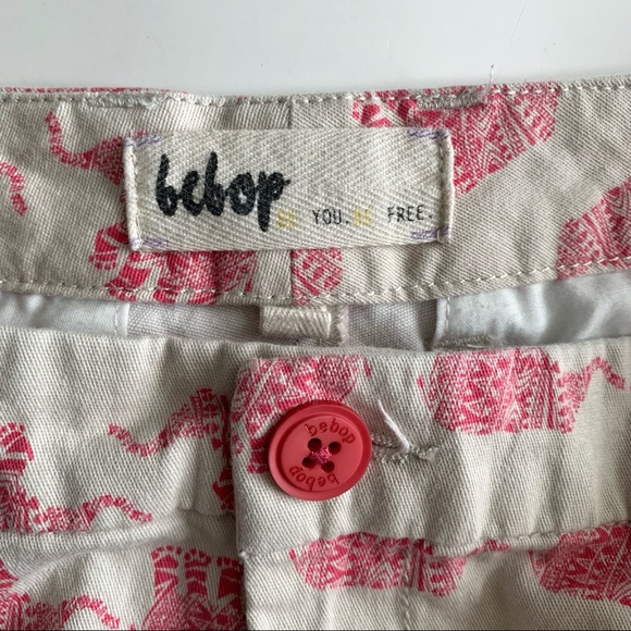 •BEBOP• Size 11 Cream & Pink boho Elephant Shorts - Picture 11 of 11